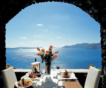 Lunch-over-the-aegean-2