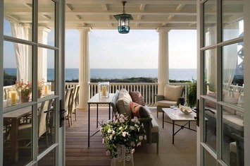 Charming-seaside-house-robert-am-stern-architects-12-1-kindesign